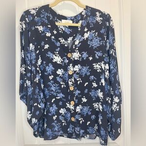 Batwing Button Down Short Sleeve Blouse Size Large